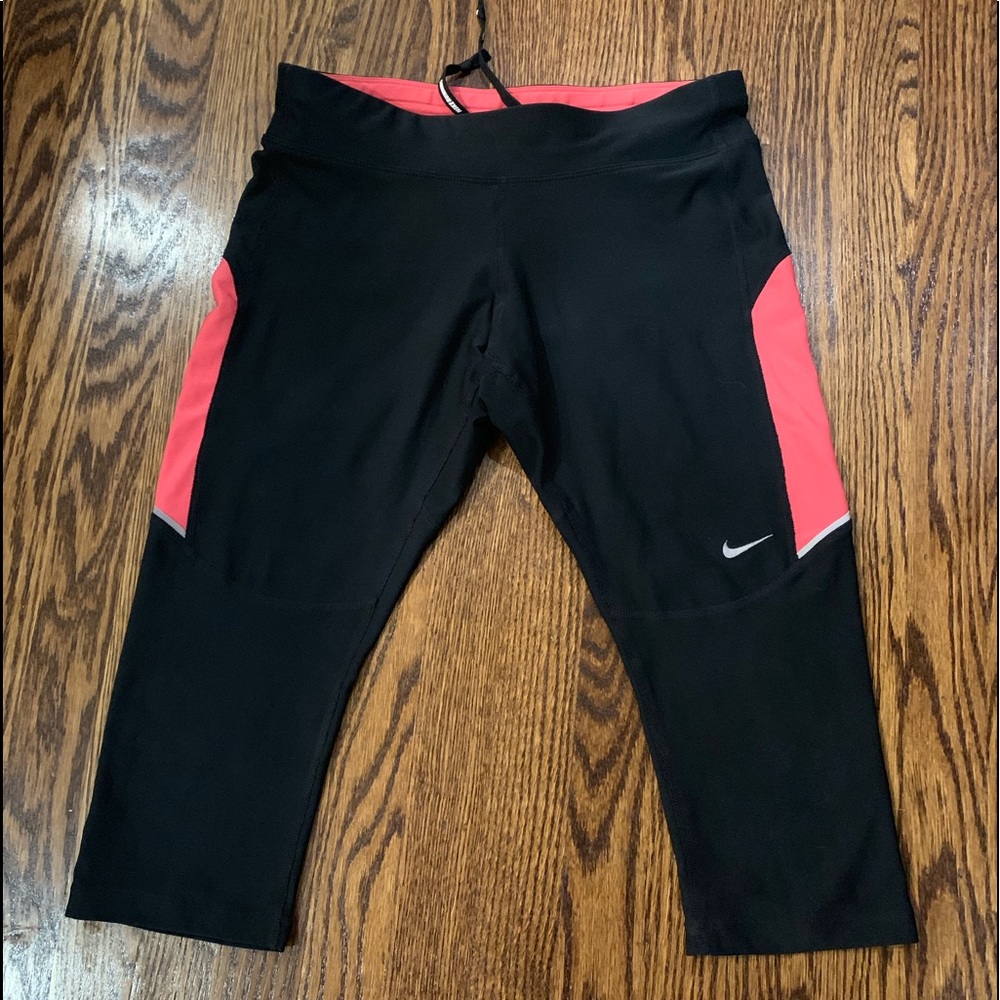 Nike Dry Fit Workout Capris